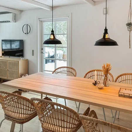 Gunwald - 300m From The Sea By Interhome Ferienhaus Vester Somarken